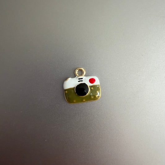 Style Camera Charm GREEN - JAPAN (SURPRISE)