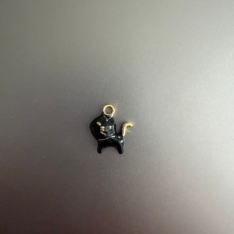 Tiny Black Kitty Charm JAPAN - (SURPRISE)