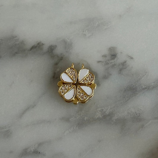 Interactive Opening Clover Charm (SURPRISE)