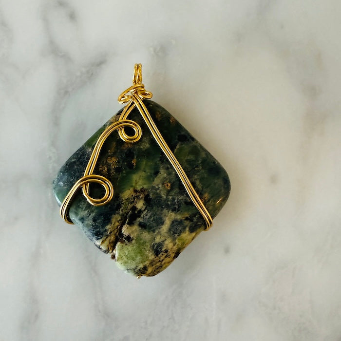 Turkish Treasure Green Pattern Square Tone Wire Pendant (SURPRISE)