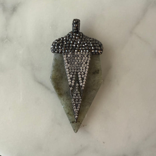 Large Quartz Arrow Magic Charm-TURKEY (SURPRISE)