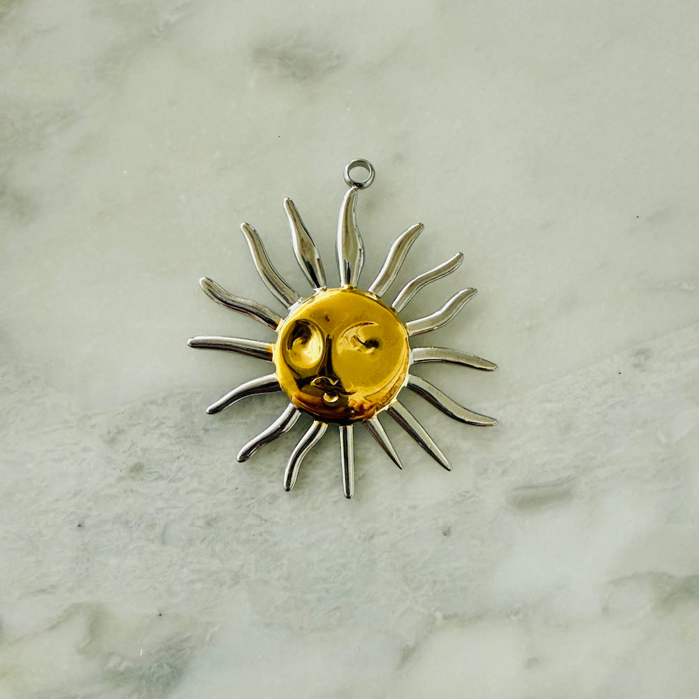 Sunshine Charm (2 tone SURPRISE)