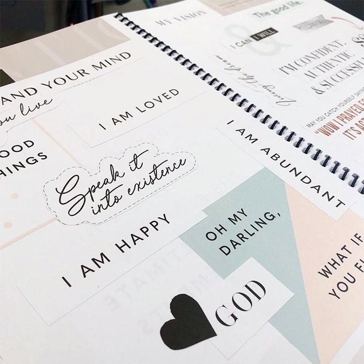 Vision Board Planner [BLACK]