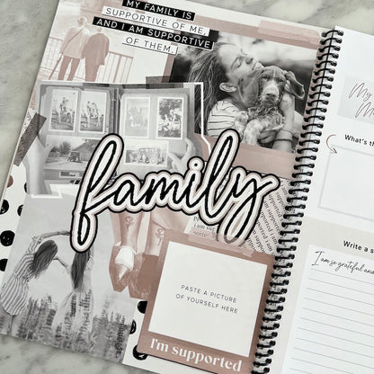 Vision Board Book [UNIVERSE]